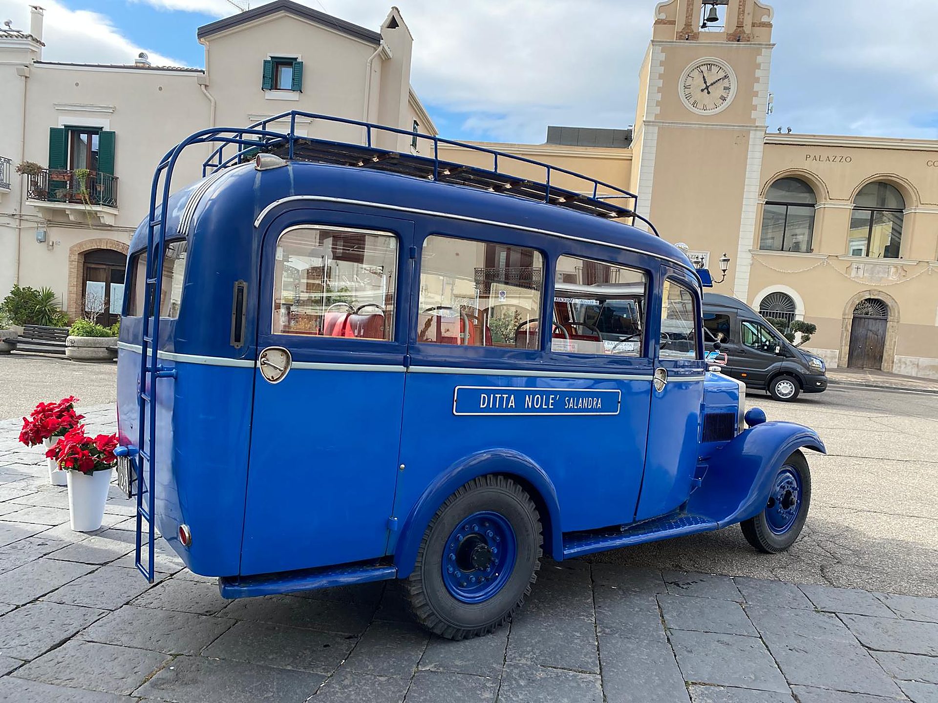 Autobus storico della Ditta Nolè